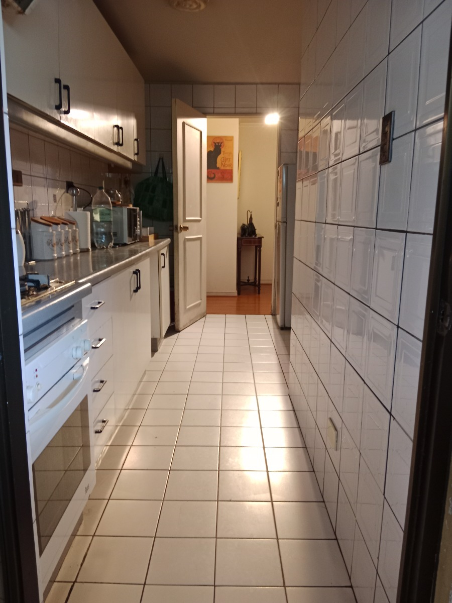 Venta Departamento 2D en suite Walk-in cl&oacute;set 3B 1E 1B Rotonda Atenas - Las Condes