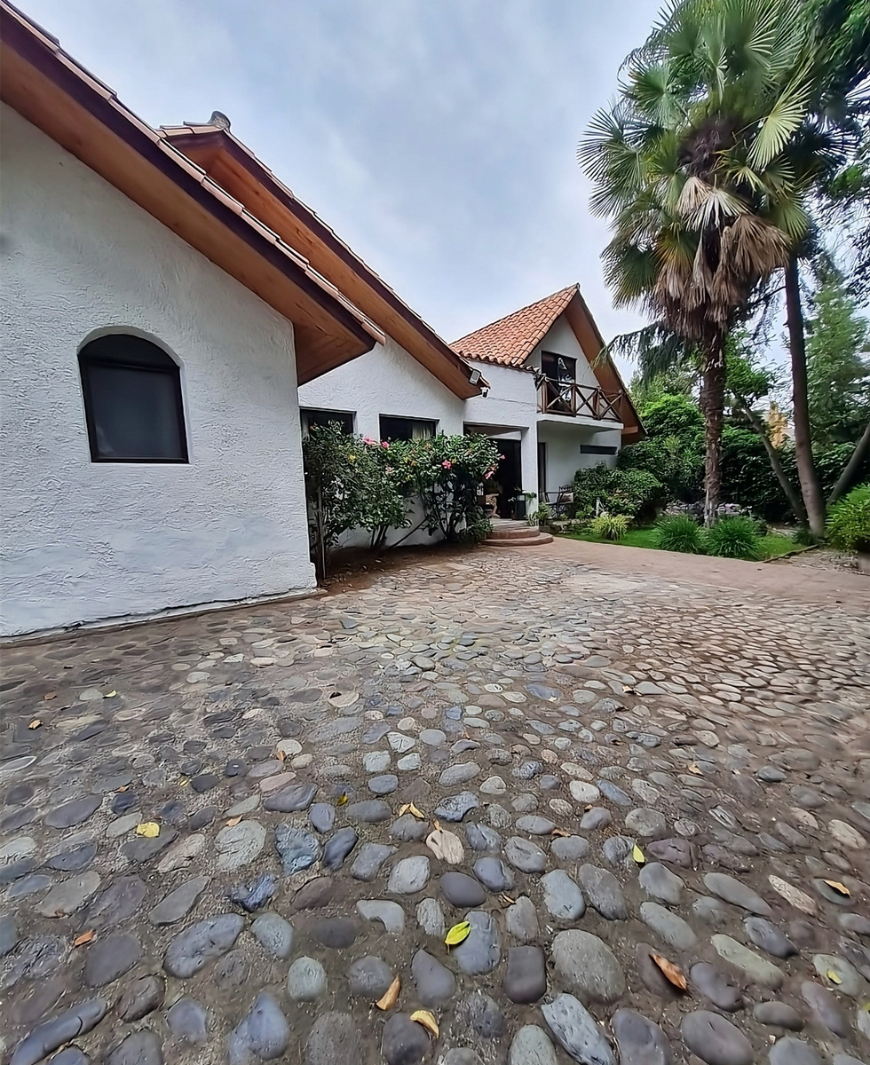 Venta Casa 6D 4B 5E Carlos Ossand&oacute;n - La Reina