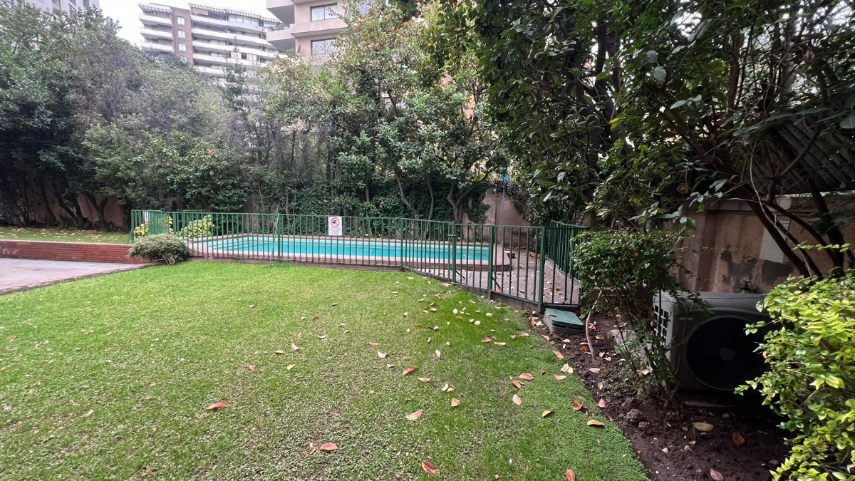 Arriendo Departamento SP 3D en suite 2B 2E 1B Barrio El Golf - Las Condes