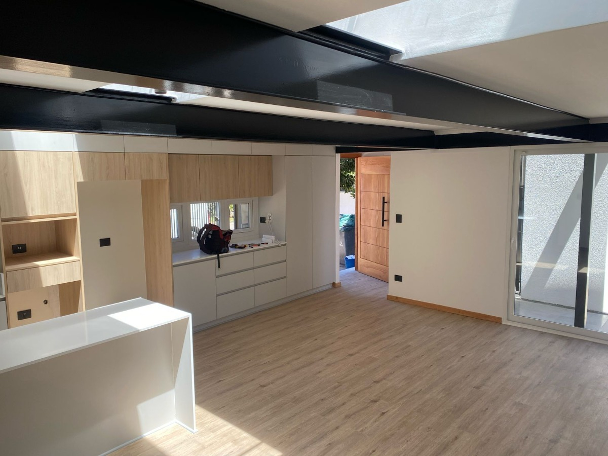 Venta Casa NO 3D en suite Walk-in cl&oacute;set 3B 2E 1Bd Estoril - Las Condes