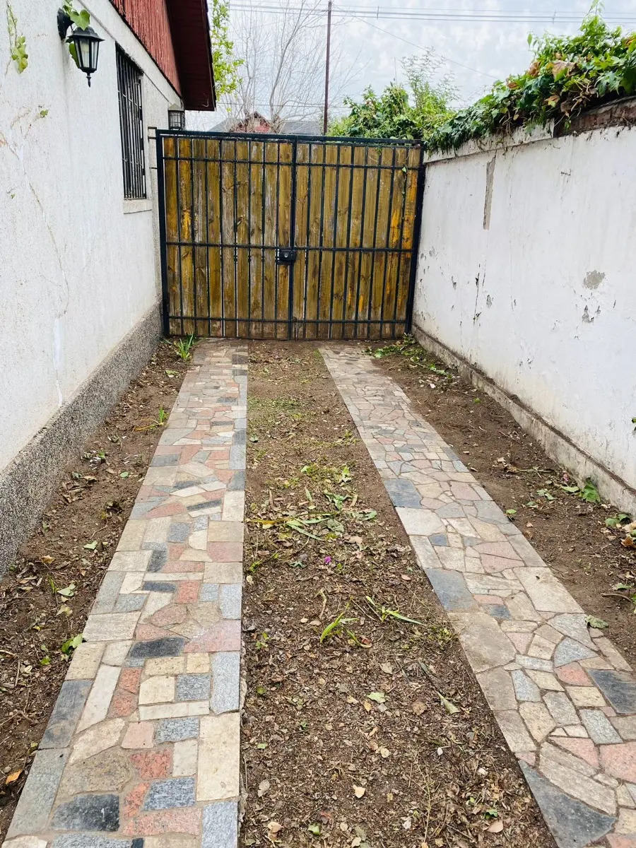 Arriendo Casa 3D 1B 3E 1B  - Las Condes