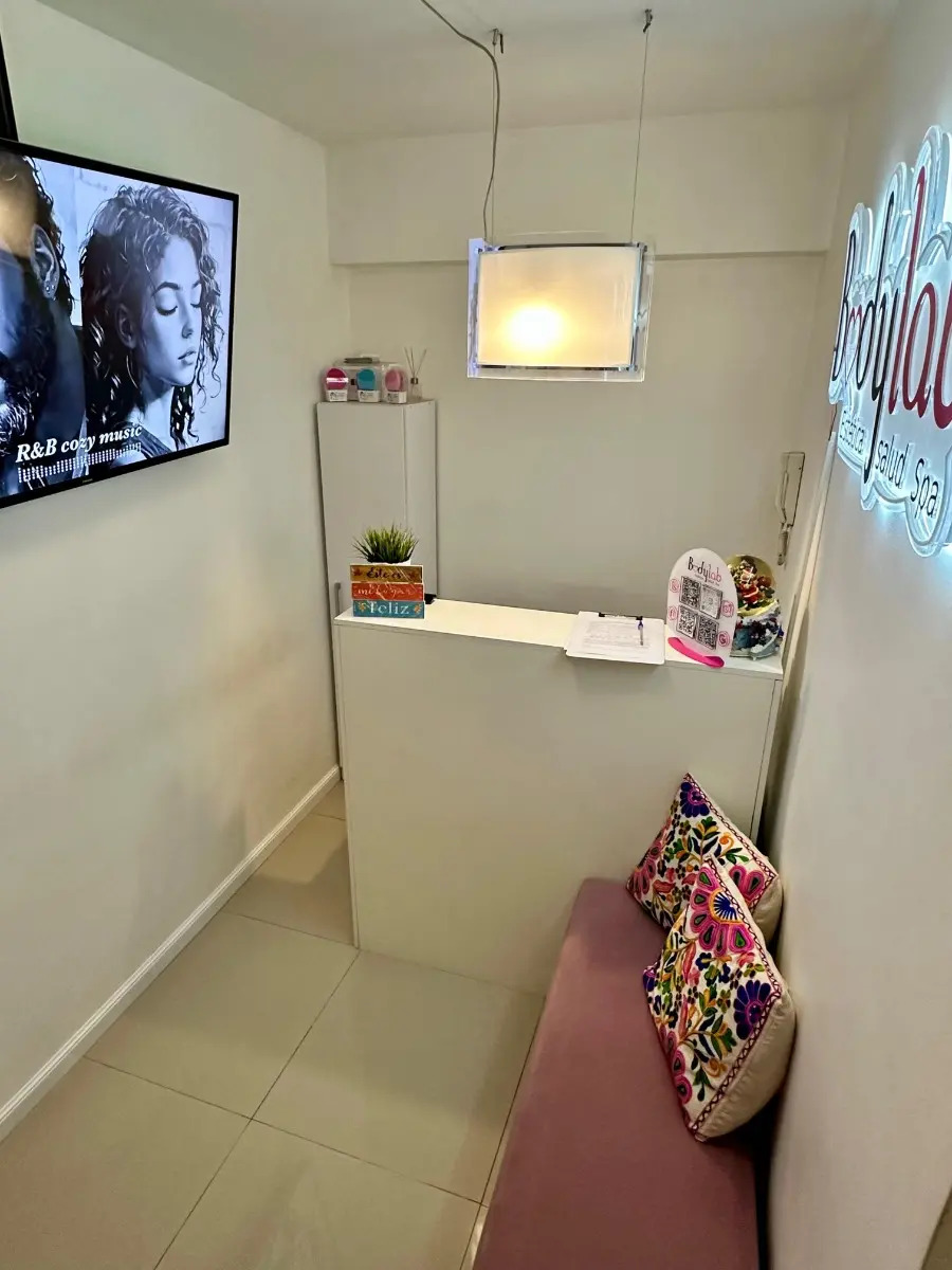 Arriendo Oficina SO 2B Metro Tobalaba - Mall Costanera - Providencia