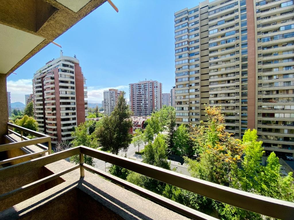 Arriendo Departamento 2D Nueva Las Condes - Las Condes