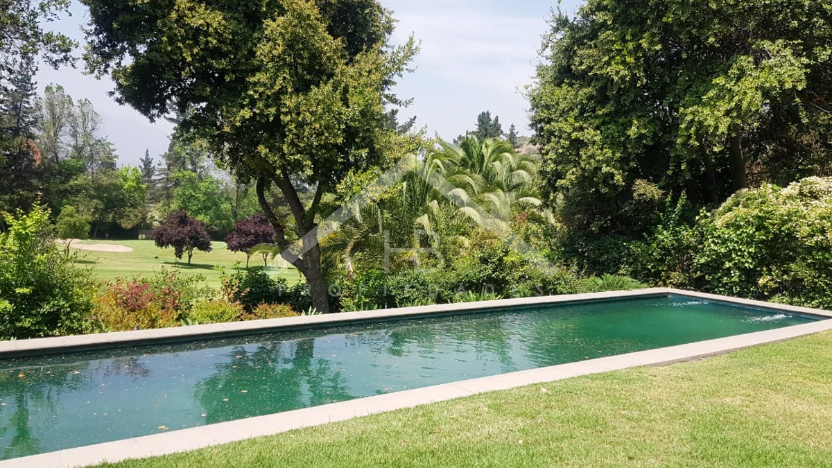 Arriendo Casa NO 4D en suite Walk-in cl&oacute;set 4B 3E 1B La Dehesa - Lo Barnechea