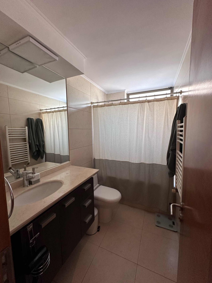Arriendo Departamento 4D 3B 2E 1B La Llaver&iacute;a - Vitacura