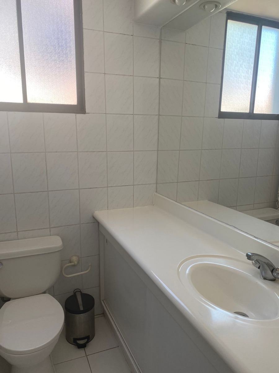 Arriendo Casa 5D 4B 2E San Carlos de Apoquindo - Las Condes