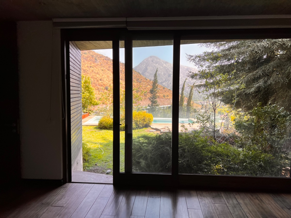 Venta Casa NO 4D 6B 3E 2B La Dehesa - Lo Barnechea