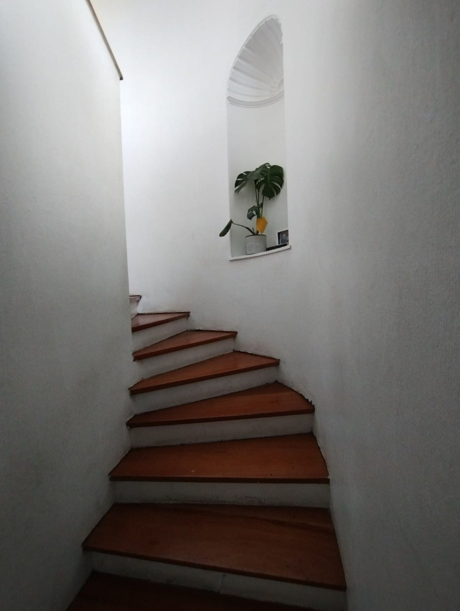 Arriendo Casa NP 4D 3B 1E Metro Bilbao - Providencia