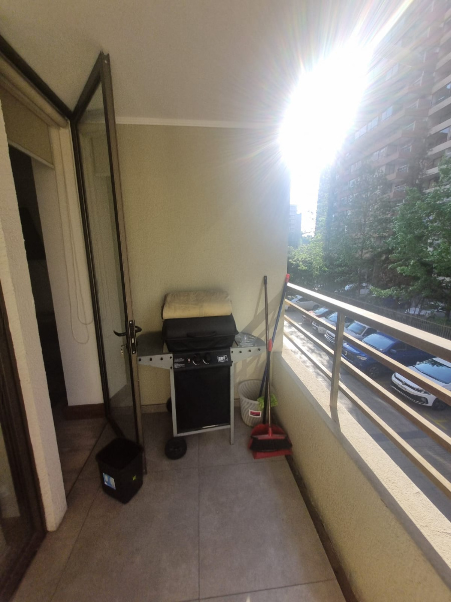 Arriendo Departamento NO 2D 1B 1E 1B Metro Escuela Militar - Las Condes
