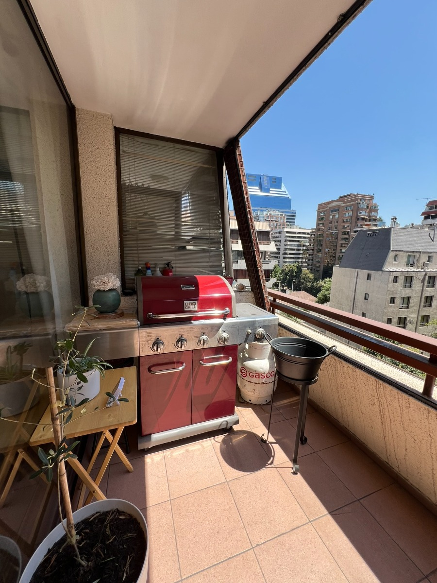 Arriendo Departamento 2D Barrio El Golf - Las Condes