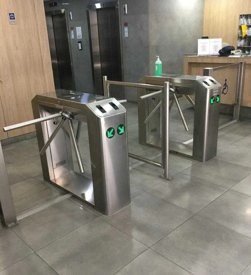 Arriendo Oficina O 2B 2E 1B Pedro de Valdivia - Providencia