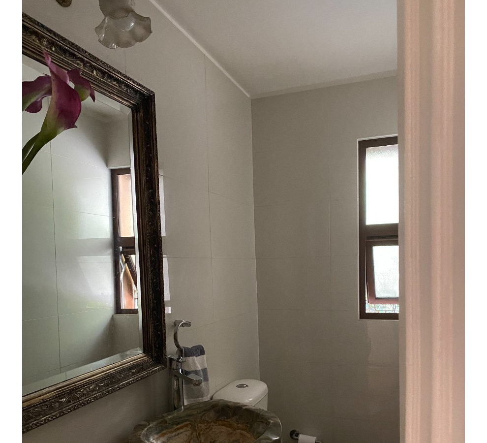 Venta Casa N 5D en suite Walk-in cl&oacute;set 4B 5E 1Bd Lo Curro - Vitacura