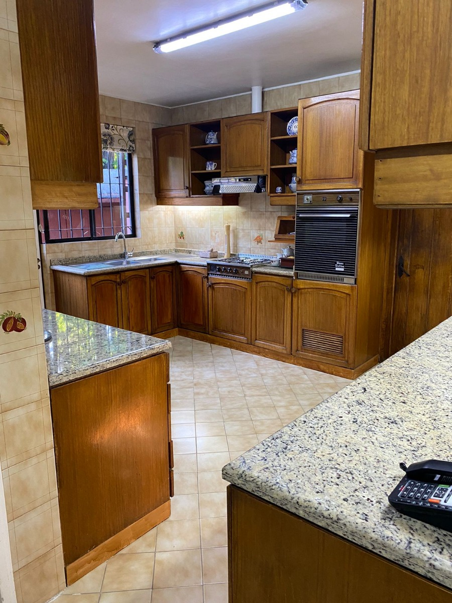 Venta Casa NO 4D 3B 5E 1B La Dehesa - Lo Barnechea