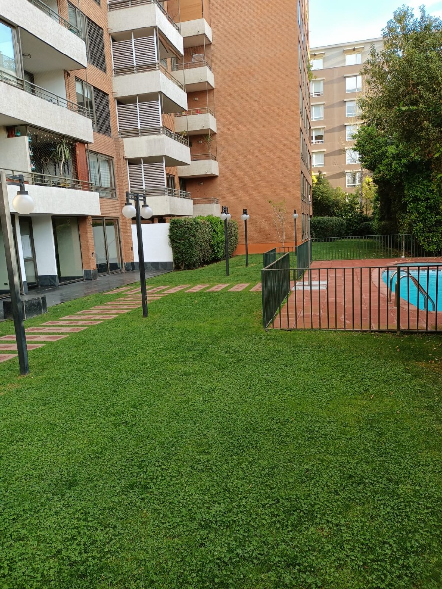Venta Departamento NP 2D 2B 1E 1B Metro Hernando de Magallanes - Las Condes