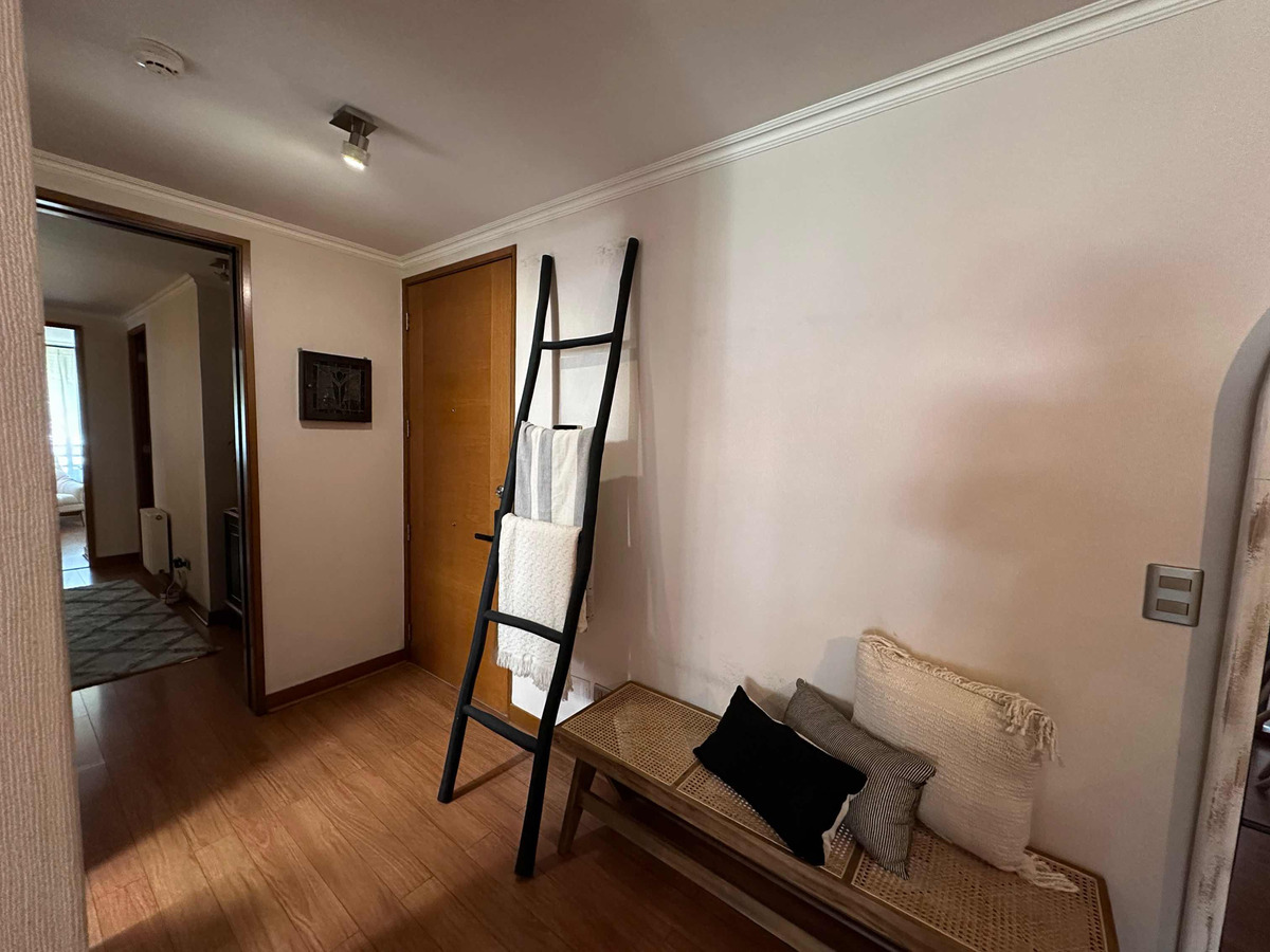 Arriendo Departamento 4D 3B 2E 1B La Llaver&iacute;a - Vitacura
