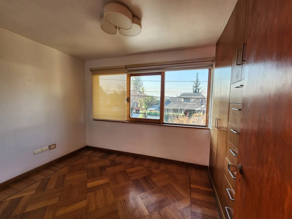 Arriendo Casa NO 4D 3B 2E Campus Oriente - Providencia