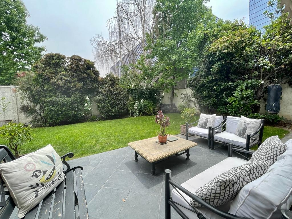 Venta Casa NP 5D en suite Walk-in cl&oacute;set 4B 2E La Dehesa - Lo Barnechea