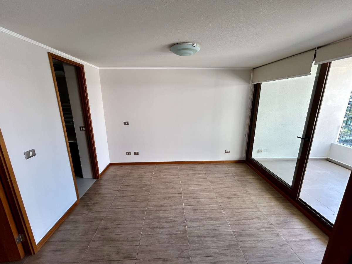 Arriendo Departamento SO 1D en suite Walk-in cl&oacute;set 1B 1E 1B La Dehesa - Lo Barnechea