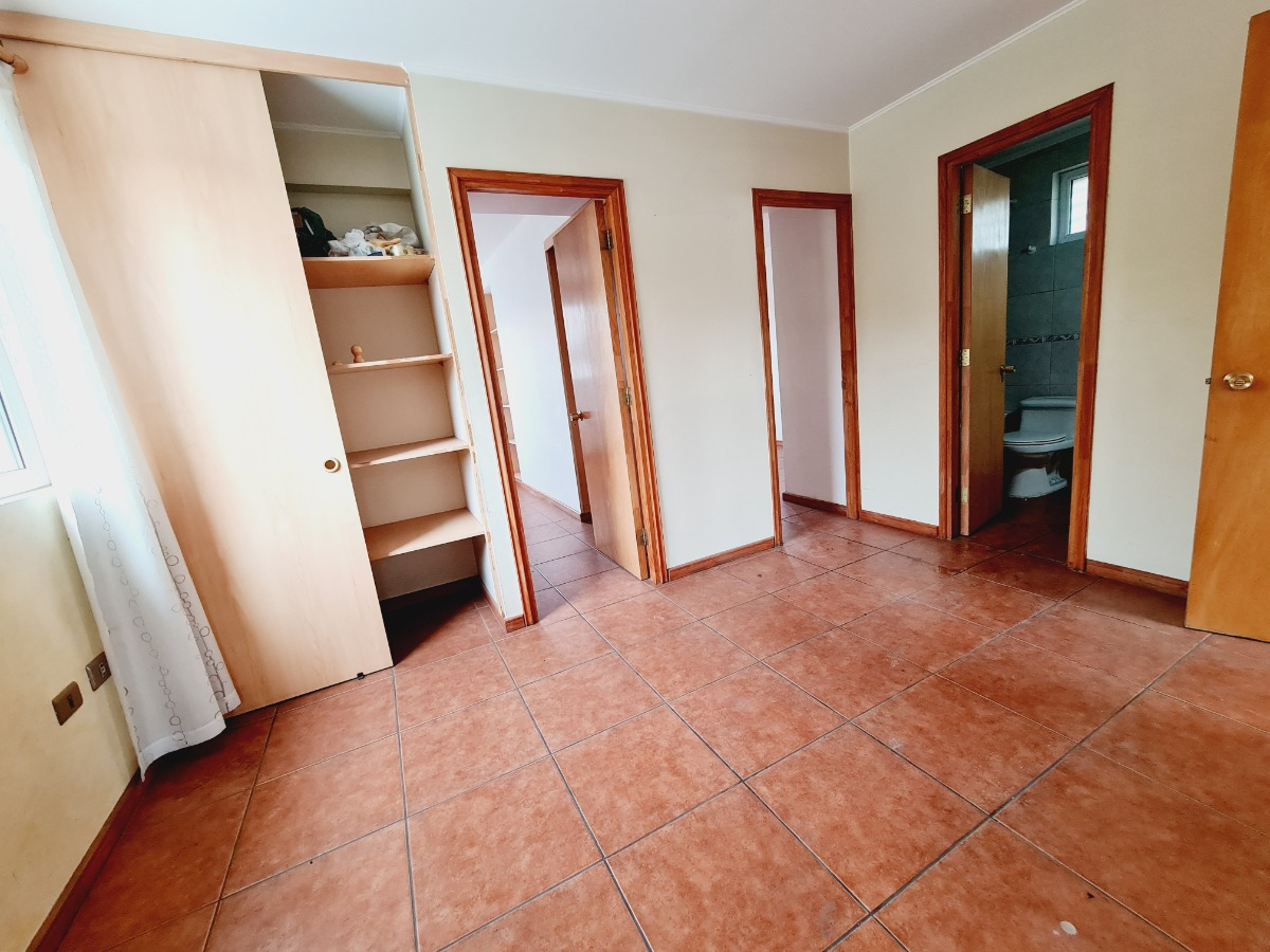 Arriendo Casa SO 6D 3B 2E 1B Nuestra Se&ntilde;ora del Rosario - Vitacura