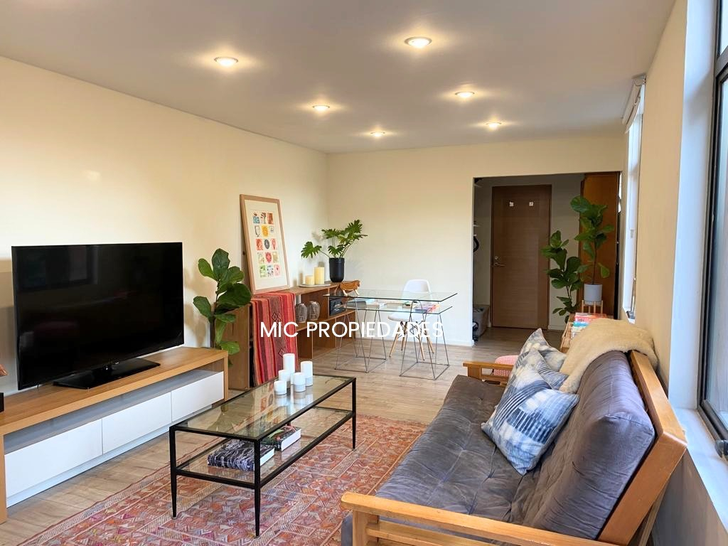 Venta Casa 5D en suite 4B 2E 2B San Carlos de Apoquindo - Las Condes