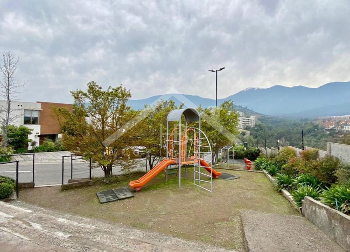 Venta Casa O 4D en suite Walk-in cl&oacute;set 4B 2E 1B La Dehesa - Lo Barnechea