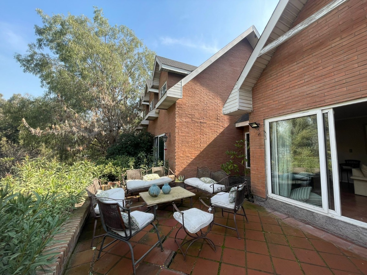 Venta Casa NO 6D en suite Walk-in cl&oacute;set 3B 4E 1B Chicureo - Colina