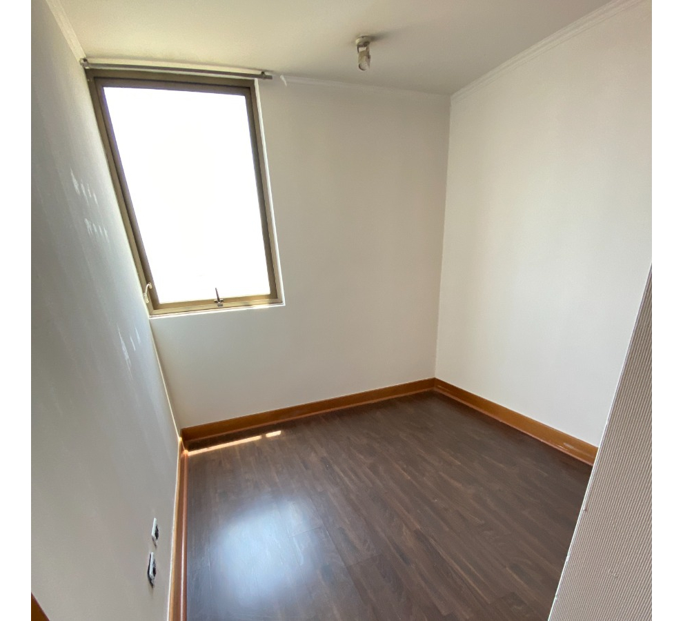 Arriendo Departamento N 2D en suite 2B 1E 1B Metro Escuela Militar - Las Condes