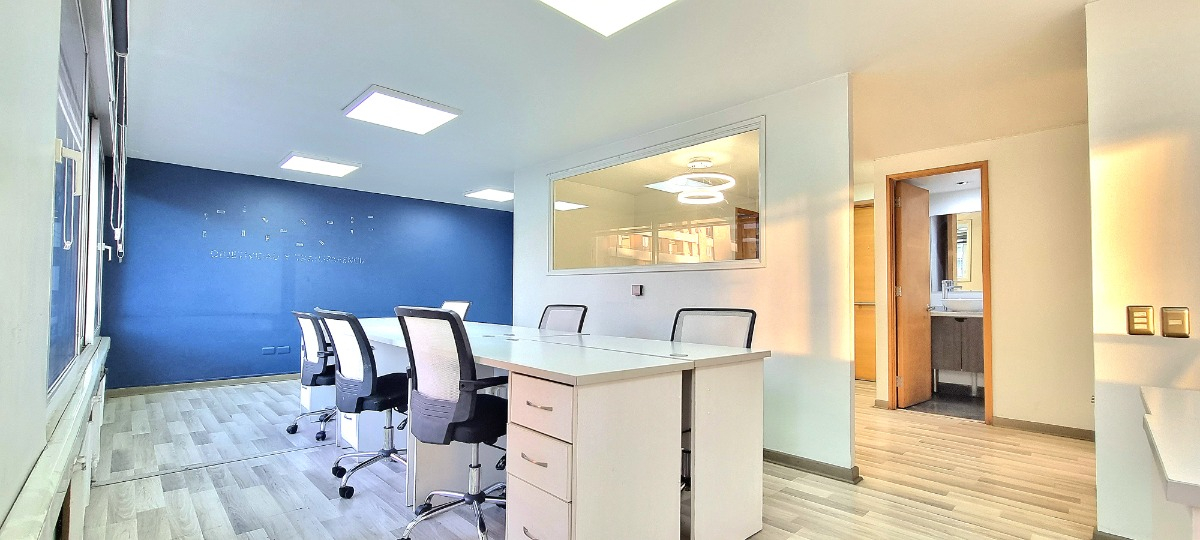 Arriendo Oficina NP 2B 1E 1B Centro Financiero - Las Condes