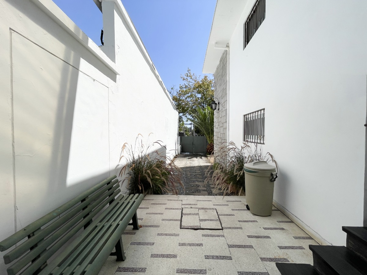 Venta Casa NOSP 4D en suite 3B 2E 1B Villa Frei - &Ntilde;u&ntilde;oa