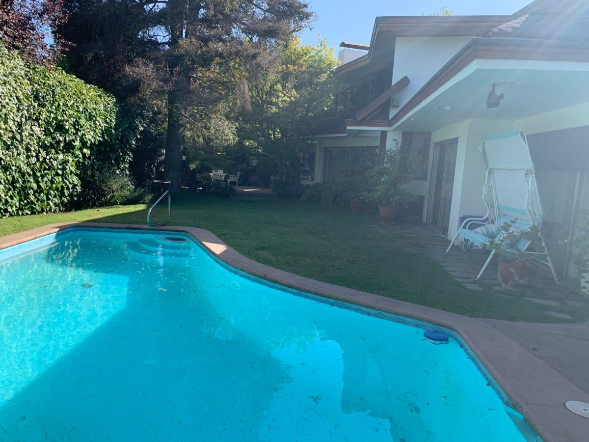 Arriendo Casa 4D Jard&iacute;n Del Este - Vitacura