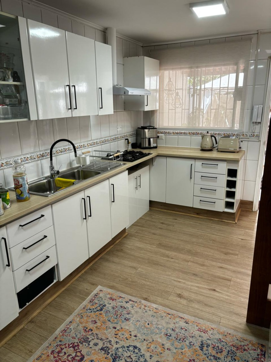 Venta Casa 4D 3B 2E Rotonda Atenas - Las Condes