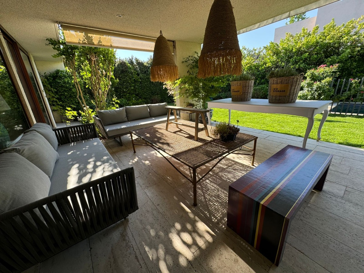 Venta Casa N 4D 4B 2E 1B Los Trapenses - Lo Barnechea