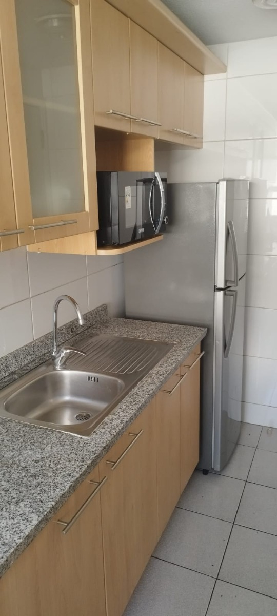 Arriendo Departamento O 2D en suite Walk-in cl&oacute;set 2B 1E 1B Barrio El Golf - Las Condes