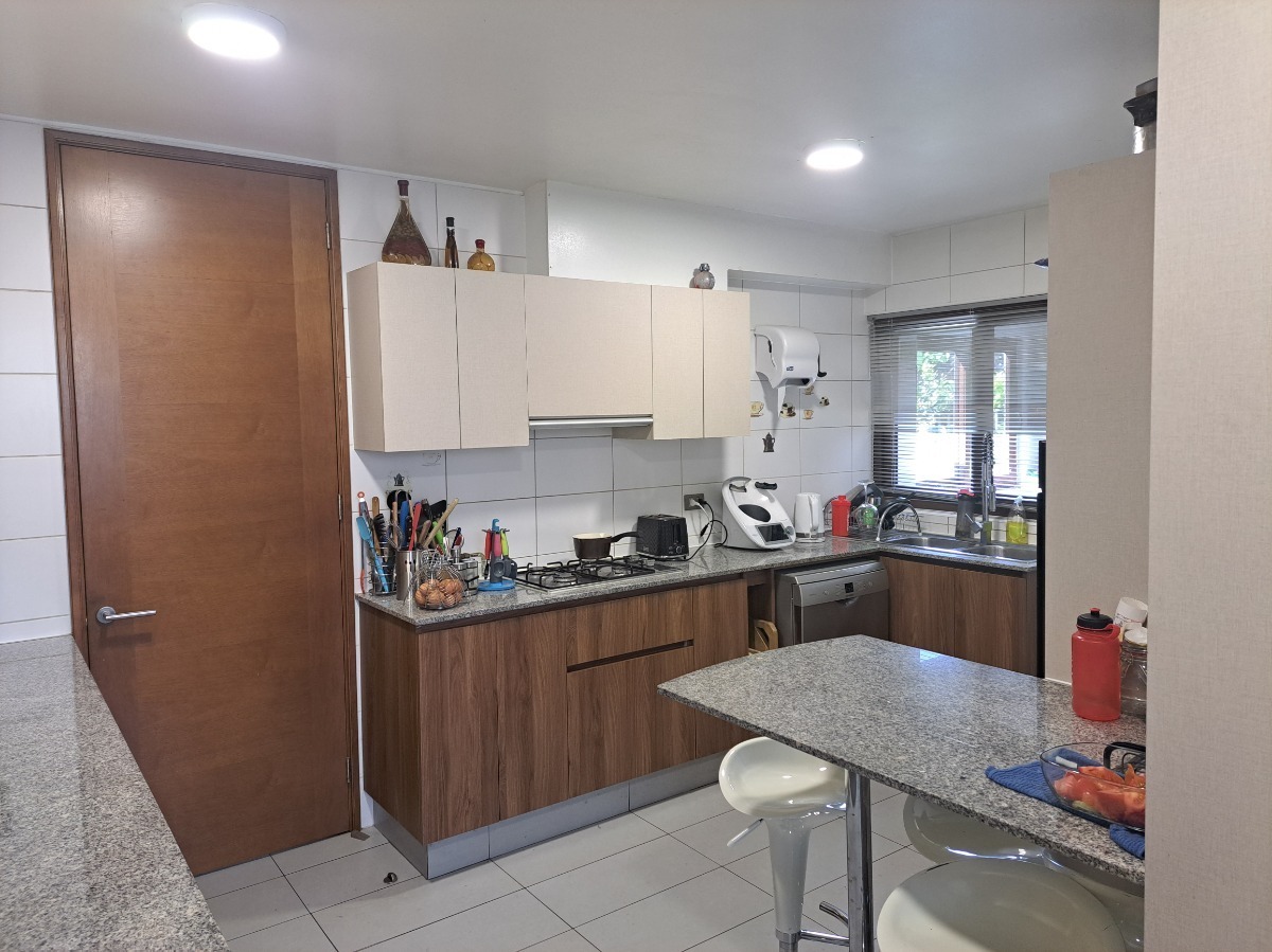 Venta Casa NP 4D en suite Walk-in cl&oacute;set 3B 2E Chicureo - Colina