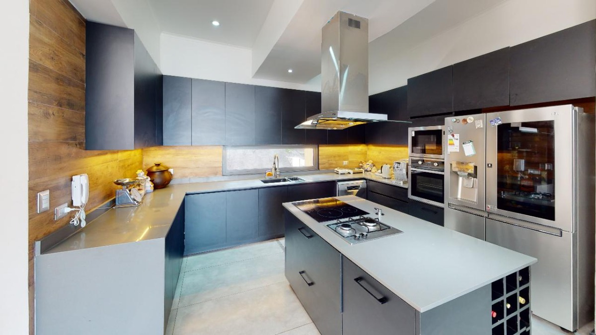 Arriendo Casa NP 4D en suite Walk-in cl&oacute;set 5B 5E 1B La Reina Alta - La Reina