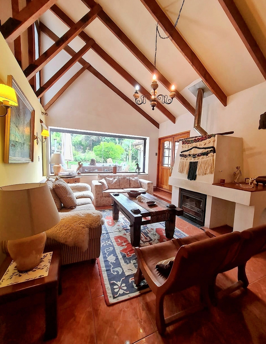 Venta Casa 5D 4B 5E Carlos Ossand&oacute;n - La Reina