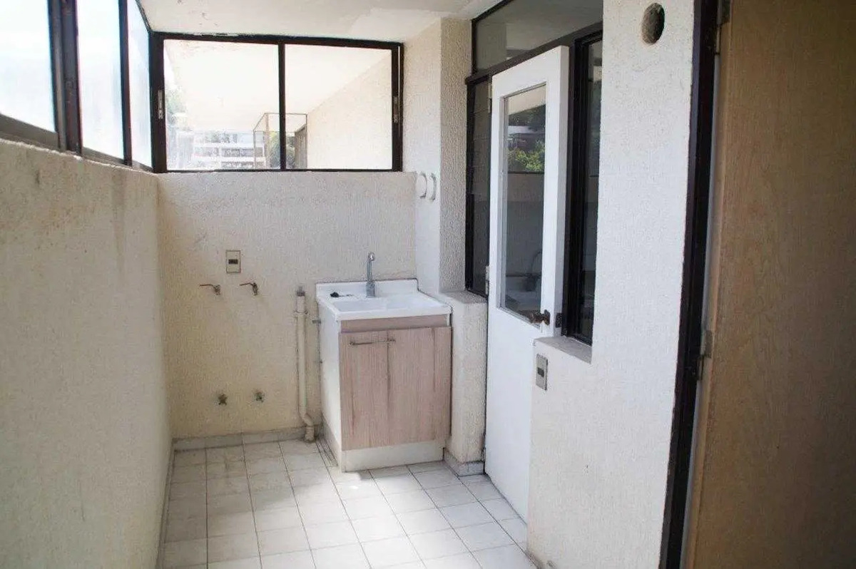 Venta Departamento N 4D en suite Walk-in cl&oacute;set 4B 2E 1B Barrio El Golf - Las Condes