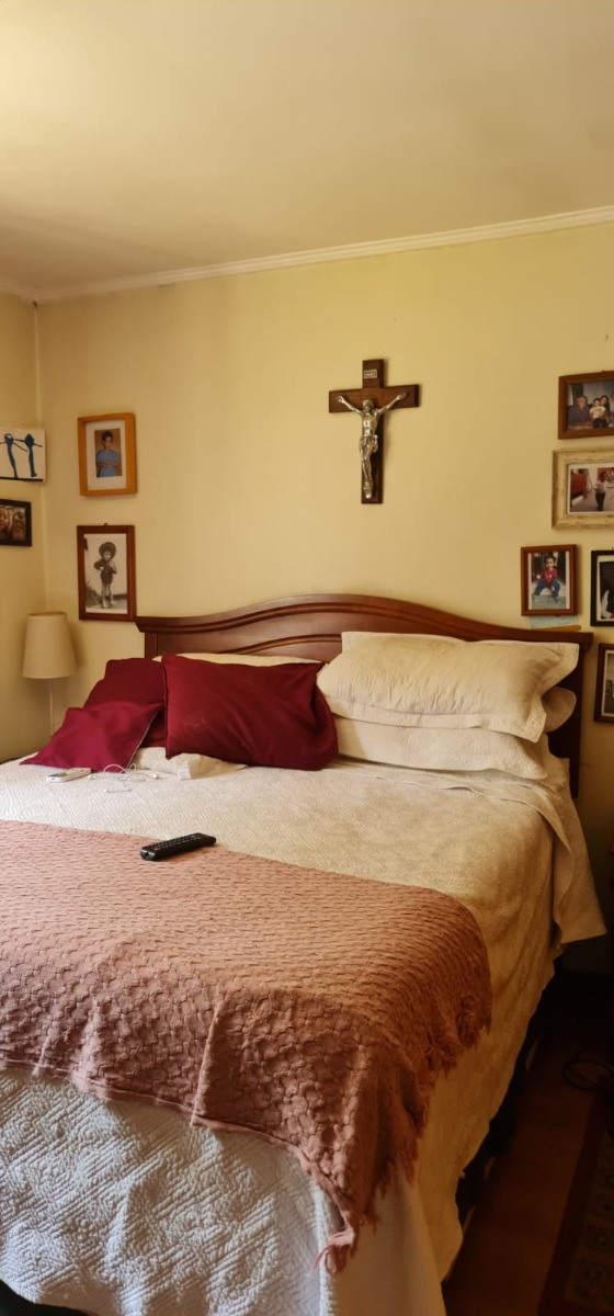 Venta Casa NO 3D 2B 2E 1B Rotonda Atenas - Las Condes