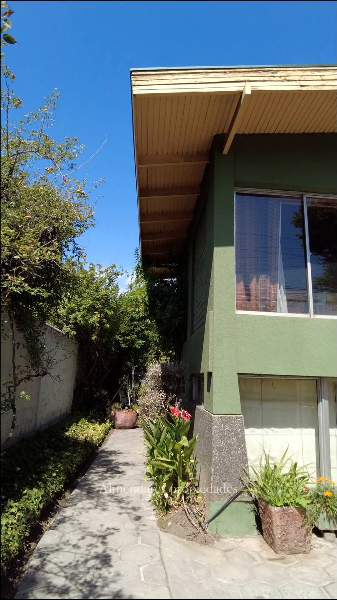 Venta Casa NO 5D en suite Walk-in cl&oacute;set 4B 4E 1B Los Dominicos - Las Condes