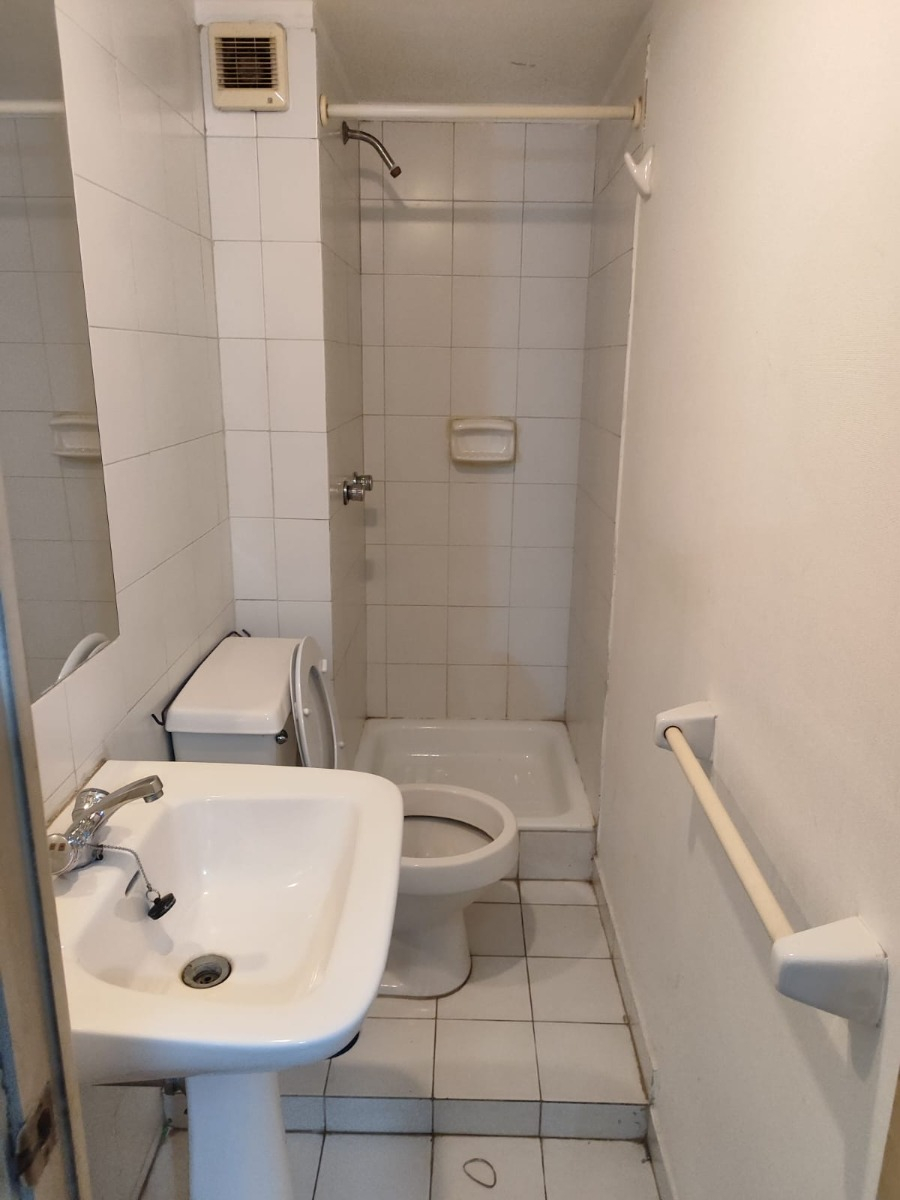 Arriendo Departamento 4D en suite Walk-in cl&oacute;set 4B 1E 1B Centro Financiero - Las Condes