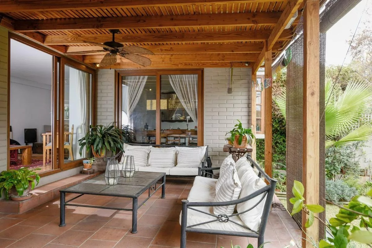 Venta Casa O 4D en suite 3B 2E 1B Los Dominicos - Las Condes
