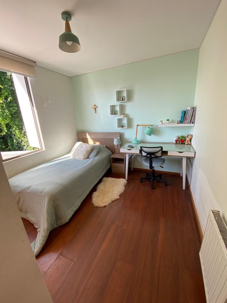 Venta Casa P 4D en suite Walk-in cl&oacute;set 4B 2E 1B El Huinganal - Lo Barnechea