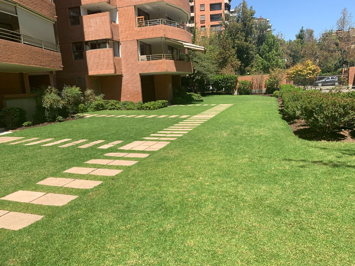 Arriendo Departamento 4D Parque Bicentenario - Vitacura