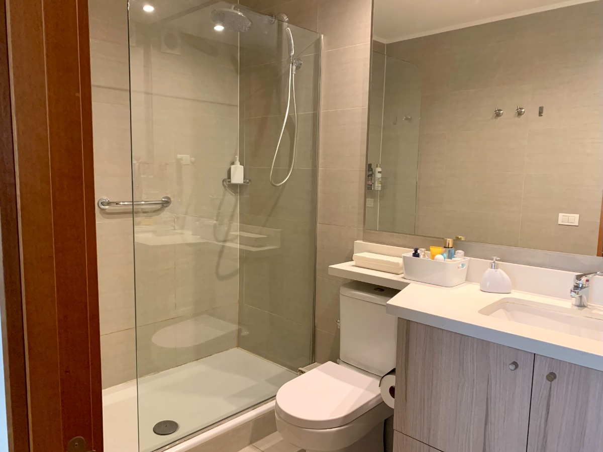 Venta Departamento NO 3D en suite Walk-in cl&oacute;set 2B 2E 1B Borde R&iacute;o - Casa Piedra - Vitacura