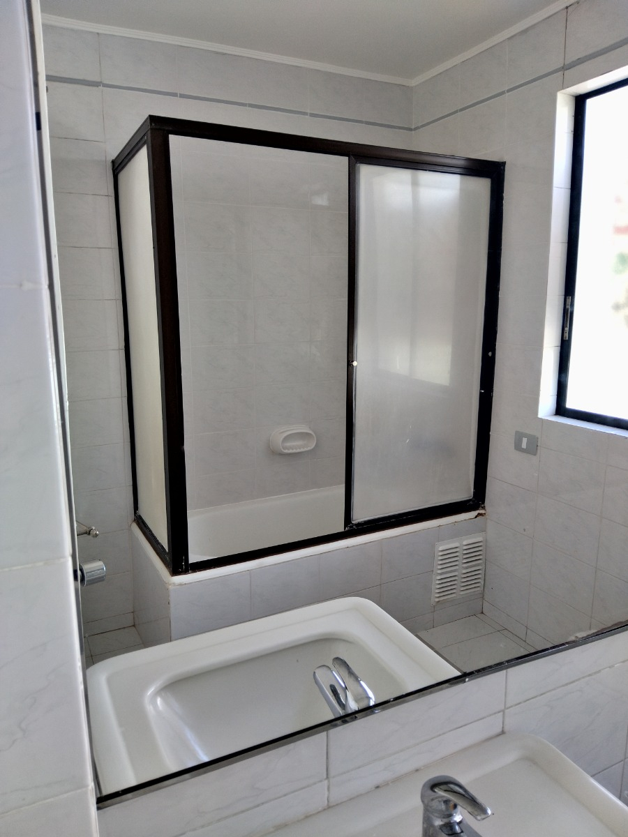 Arriendo Casa NOSP 3D en suite Walk-in cl&oacute;set 3B 2E Las Lilas - Providencia
