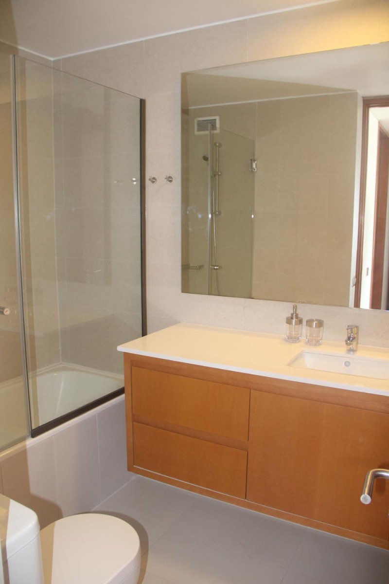 Arriendo Departamento SO 2D 2B 1E 1B Barrio El Golf - Las Condes