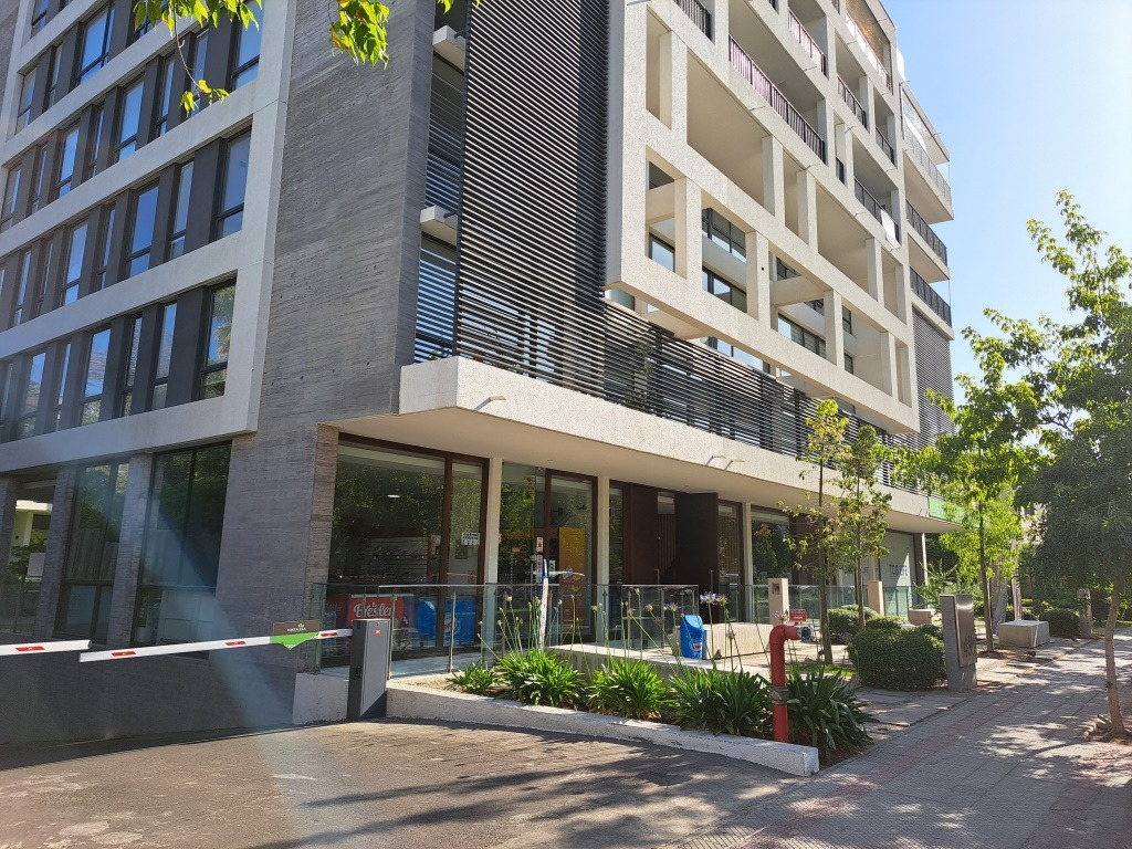 Venta Oficina NO 1B 1E 1B Plaza Italia - Providencia