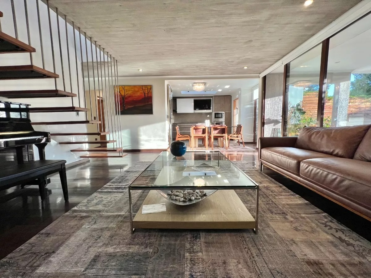 Venta Casa O 4D en suite Walk-in cl&oacute;set 4B 2E 1B La Llaver&iacute;a - Vitacura