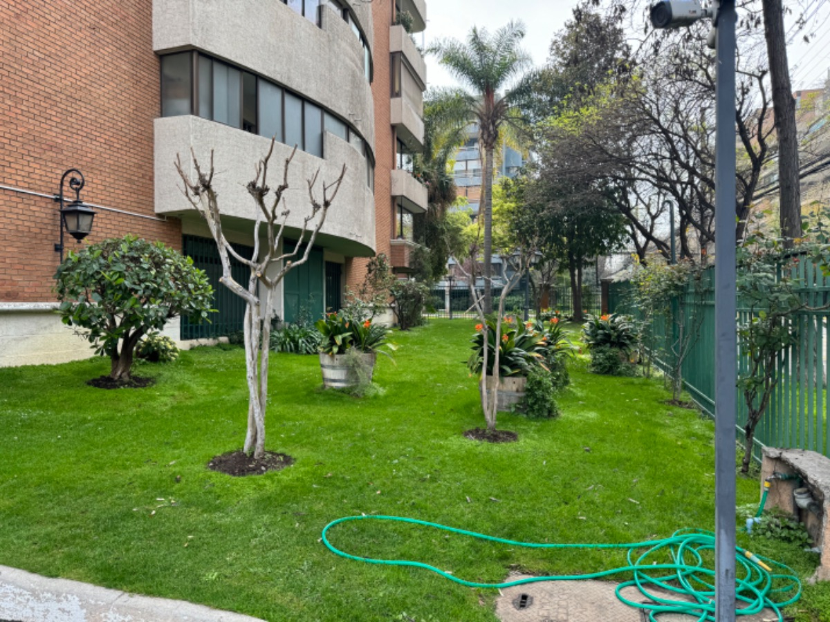 Venta Departamento 4D en suite Walk-in cl&oacute;set 4B 3E 1B Las Lilas - Providencia