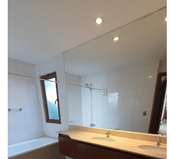 Arriendo Casa 5D San Carlos de Apoquindo - Las Condes